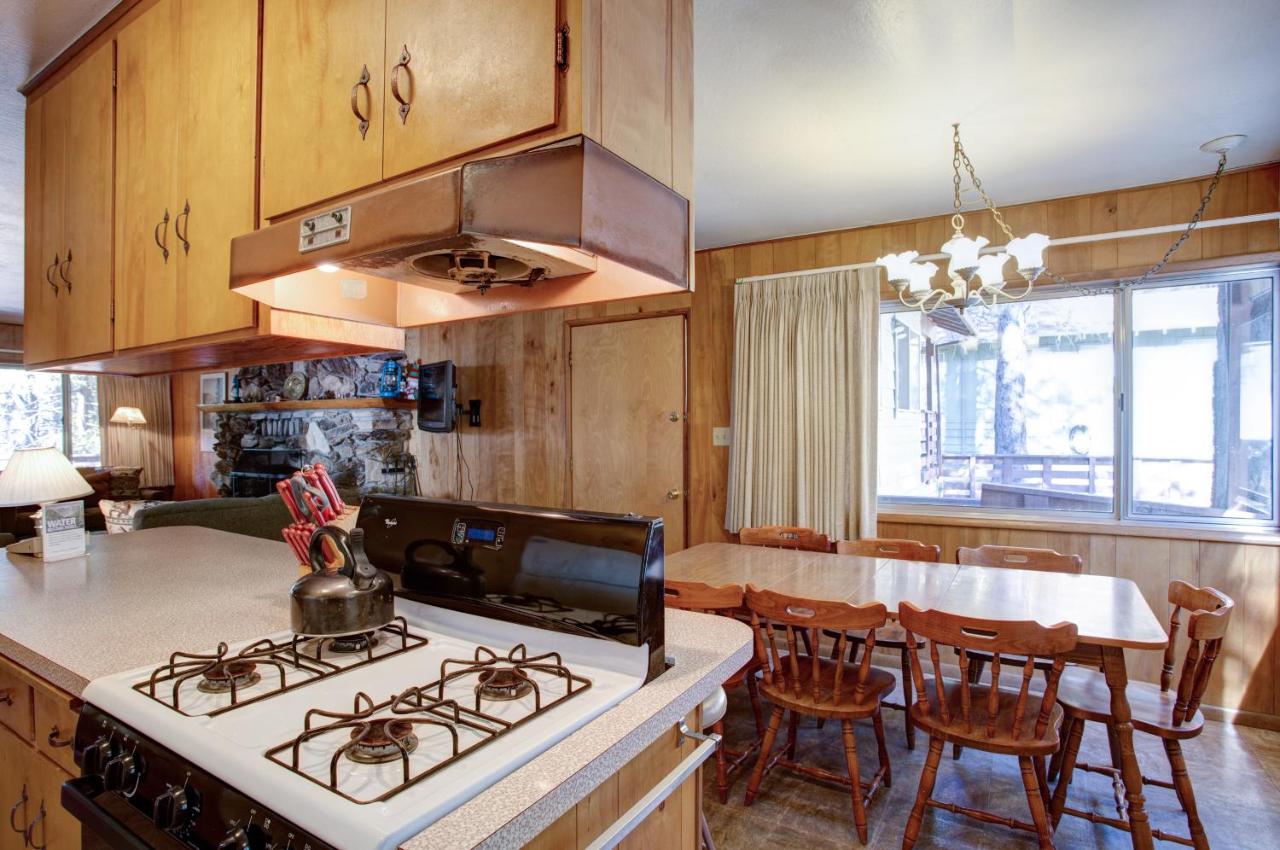 | 27A Pine Crest