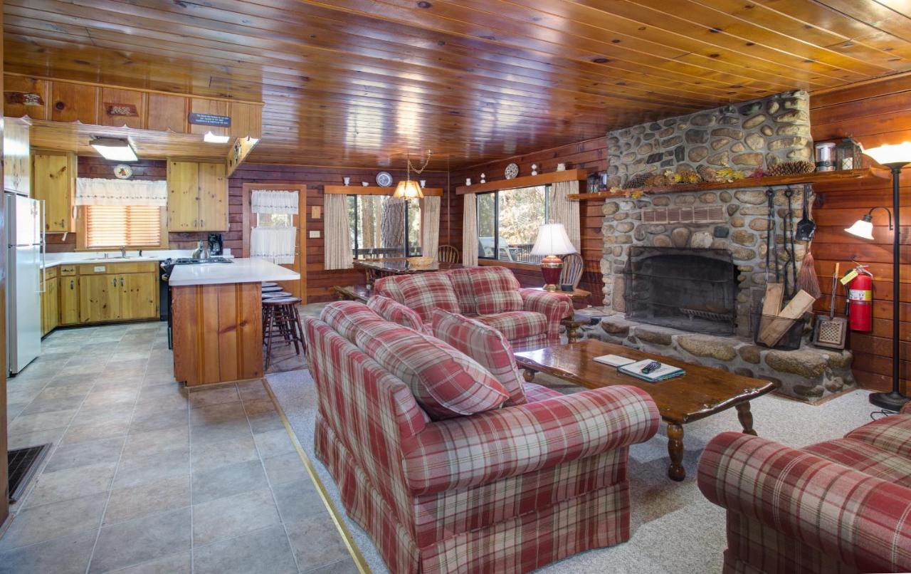 | 55 Deer Creek