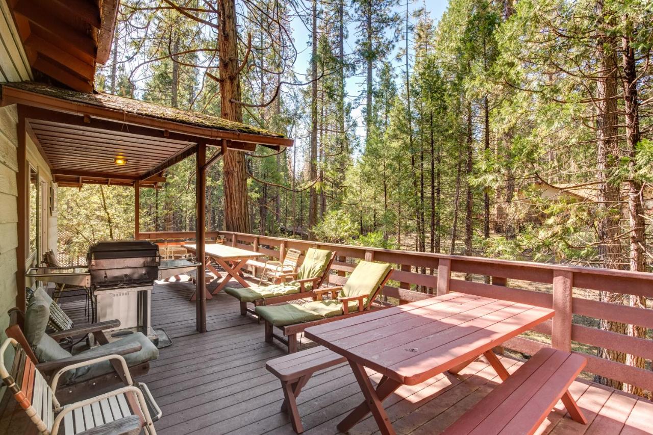 | 27A Pine Crest