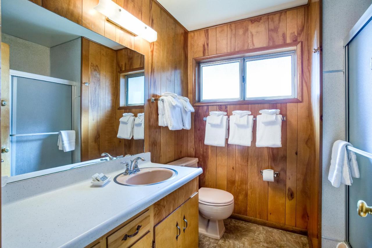 | 27A Pine Crest