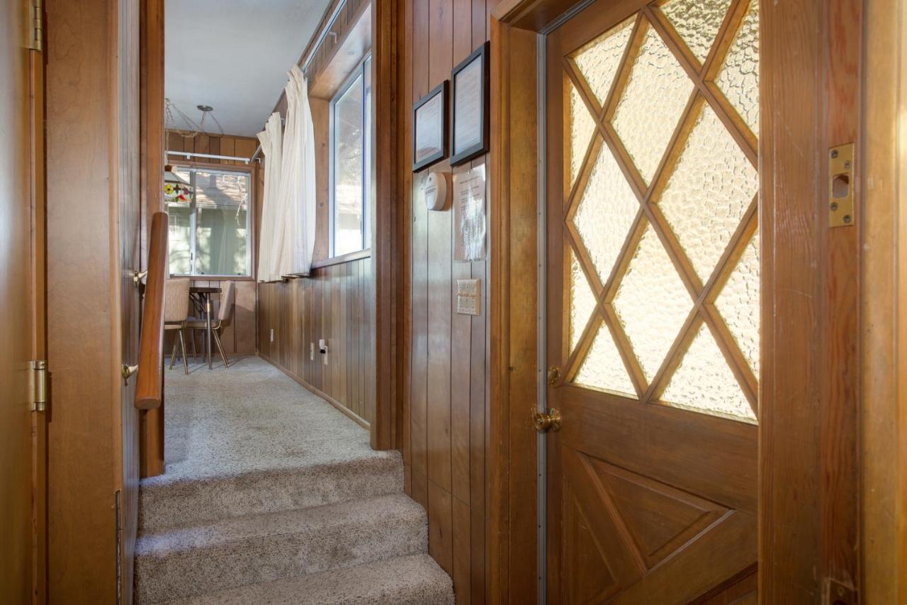 | 27A Pine Crest