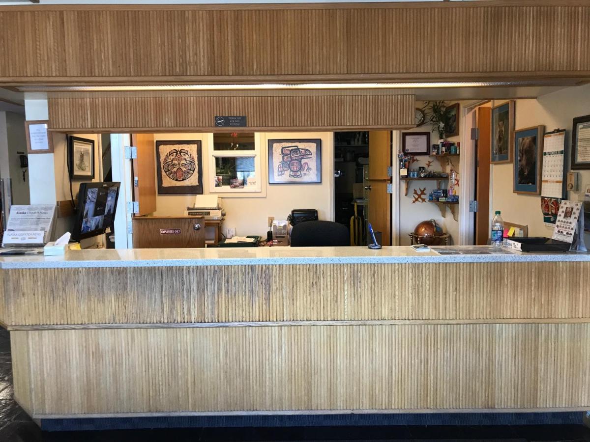 | Shelikof Lodge