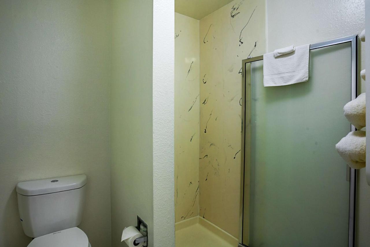  | Motel 6-Ventura, CA - Downtown