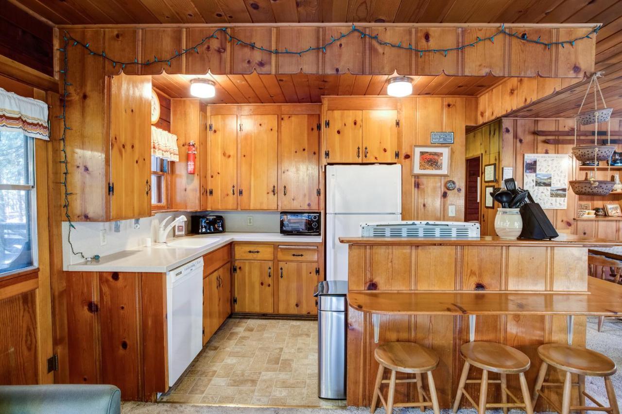 | 53 Creekside Cabin