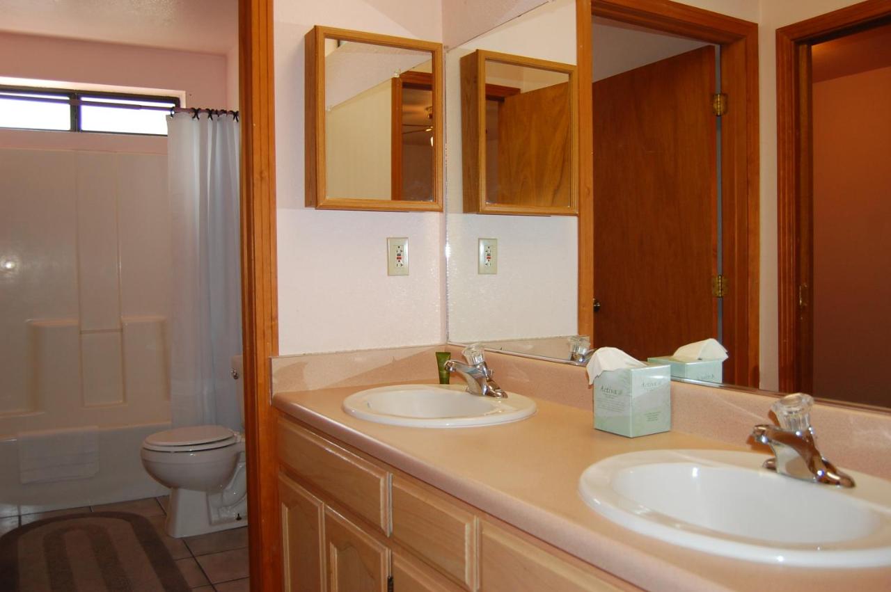 | 5N Edmond's Place