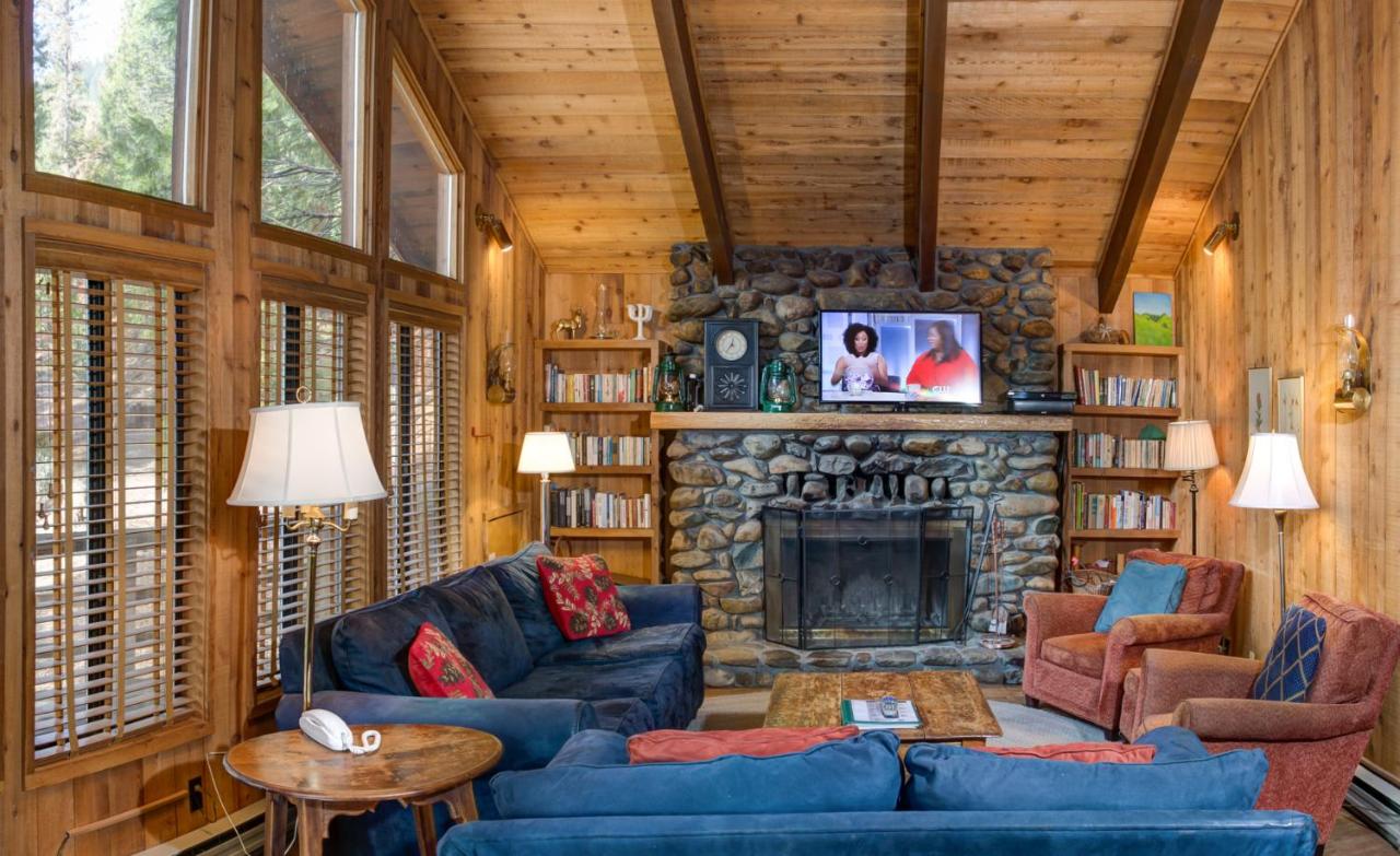 | 17B Tylers Timber Lodge