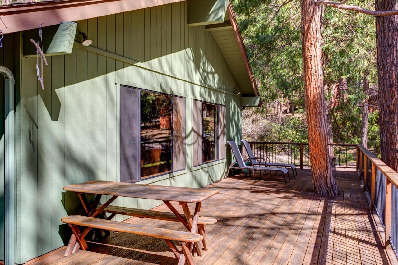 | 40 Coyles Cabin