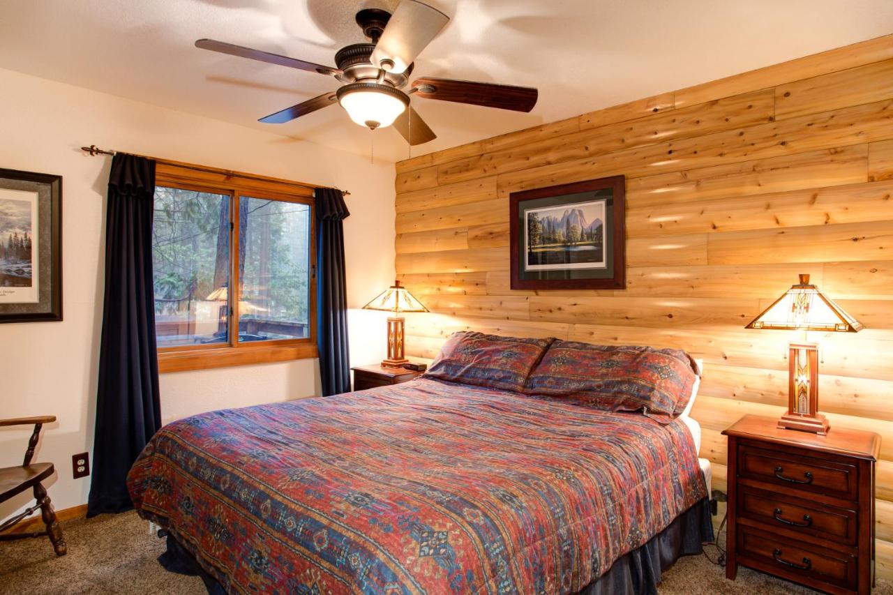 | 2N Big Pine Lodge