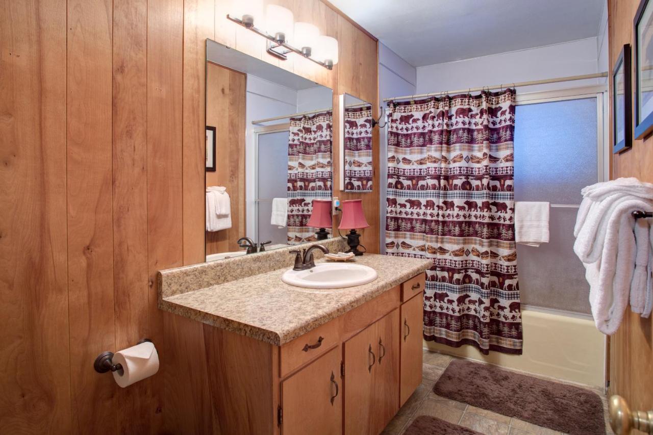 | 4 Pine Creek Cabin