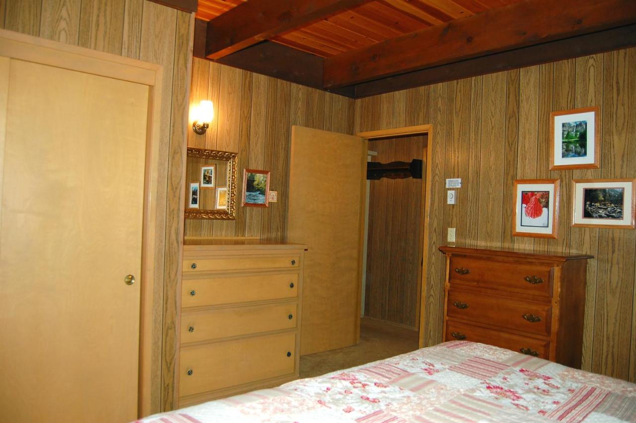 | 50 Spindlers Chalet