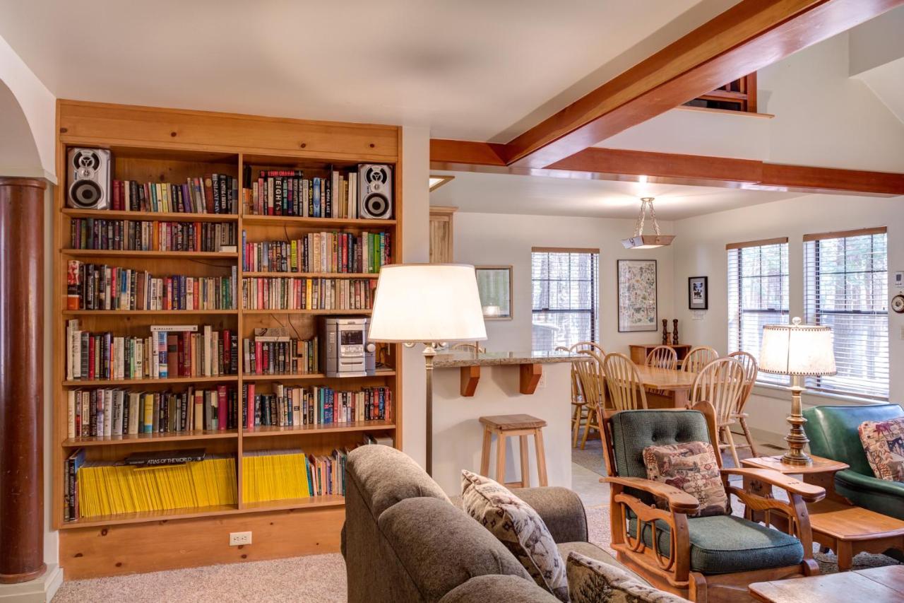 | 1A Wawona Retreat