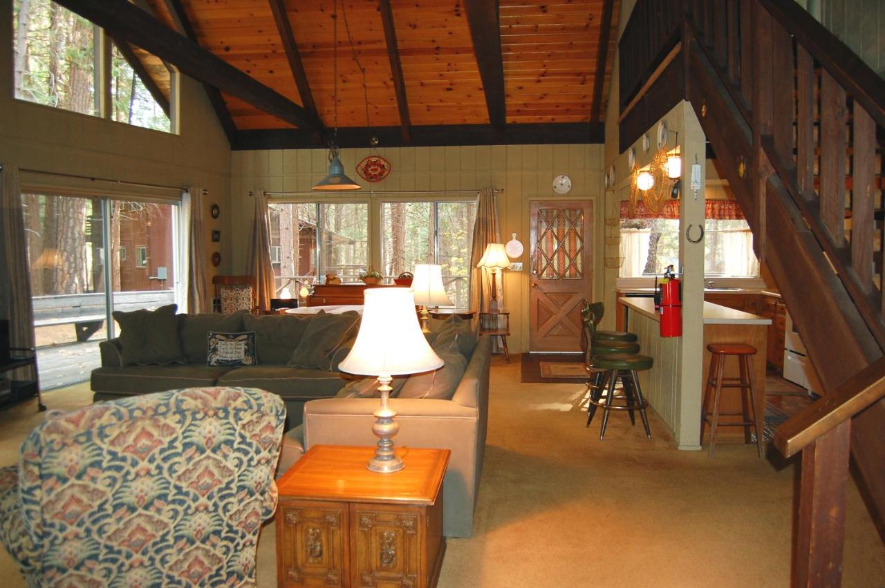| 50 Spindlers Chalet