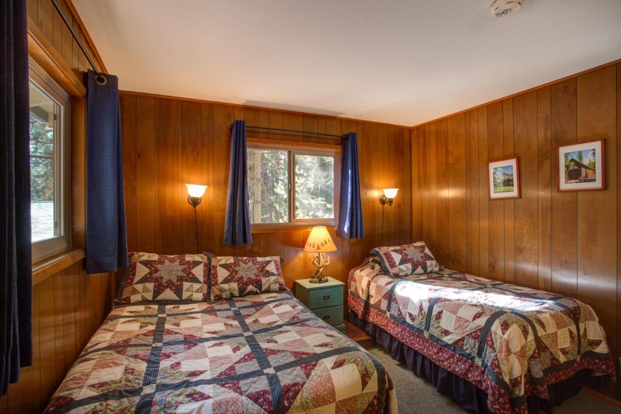 | 11B Sequoia House
