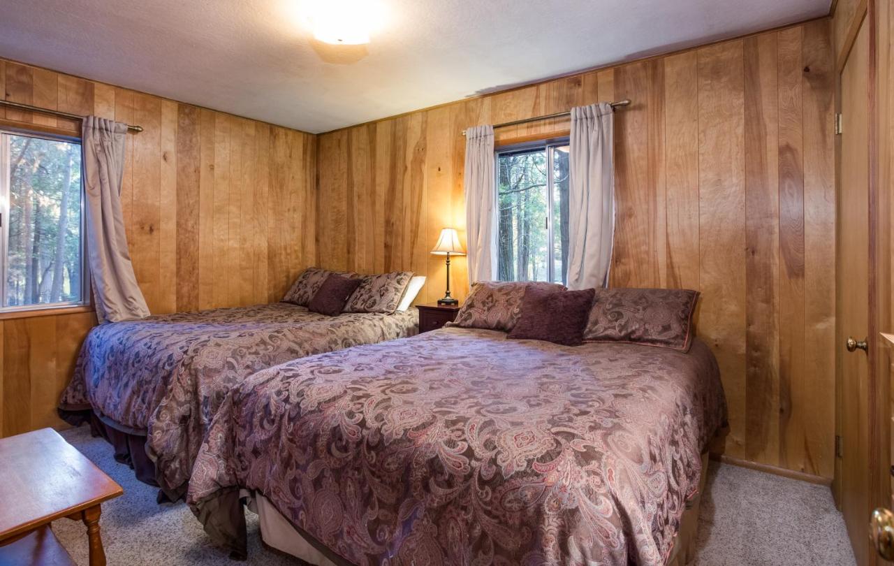 | 4 Pine Creek Cabin