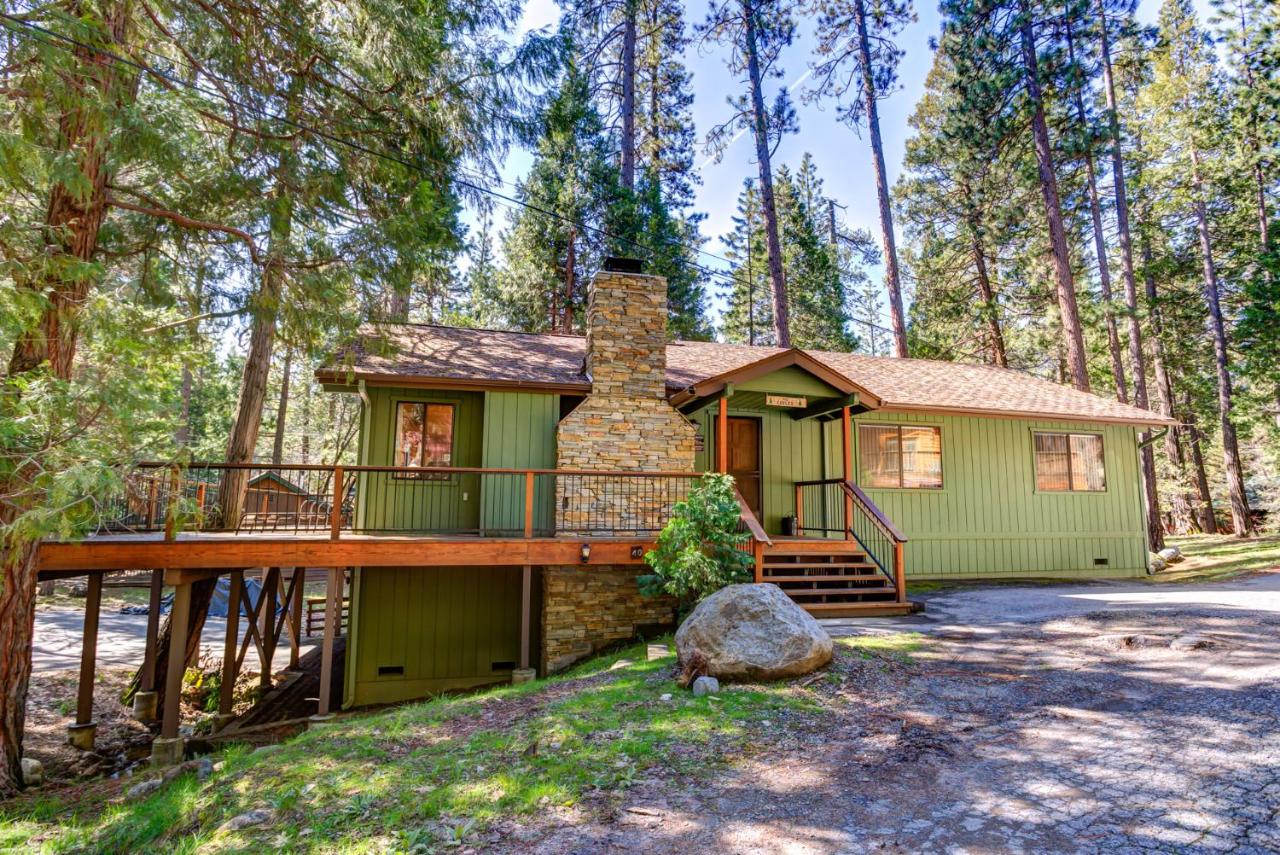 | 40 Coyles Cabin