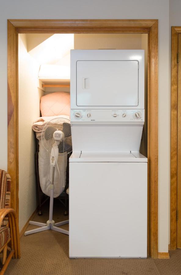 | 1S Cecils Cabin