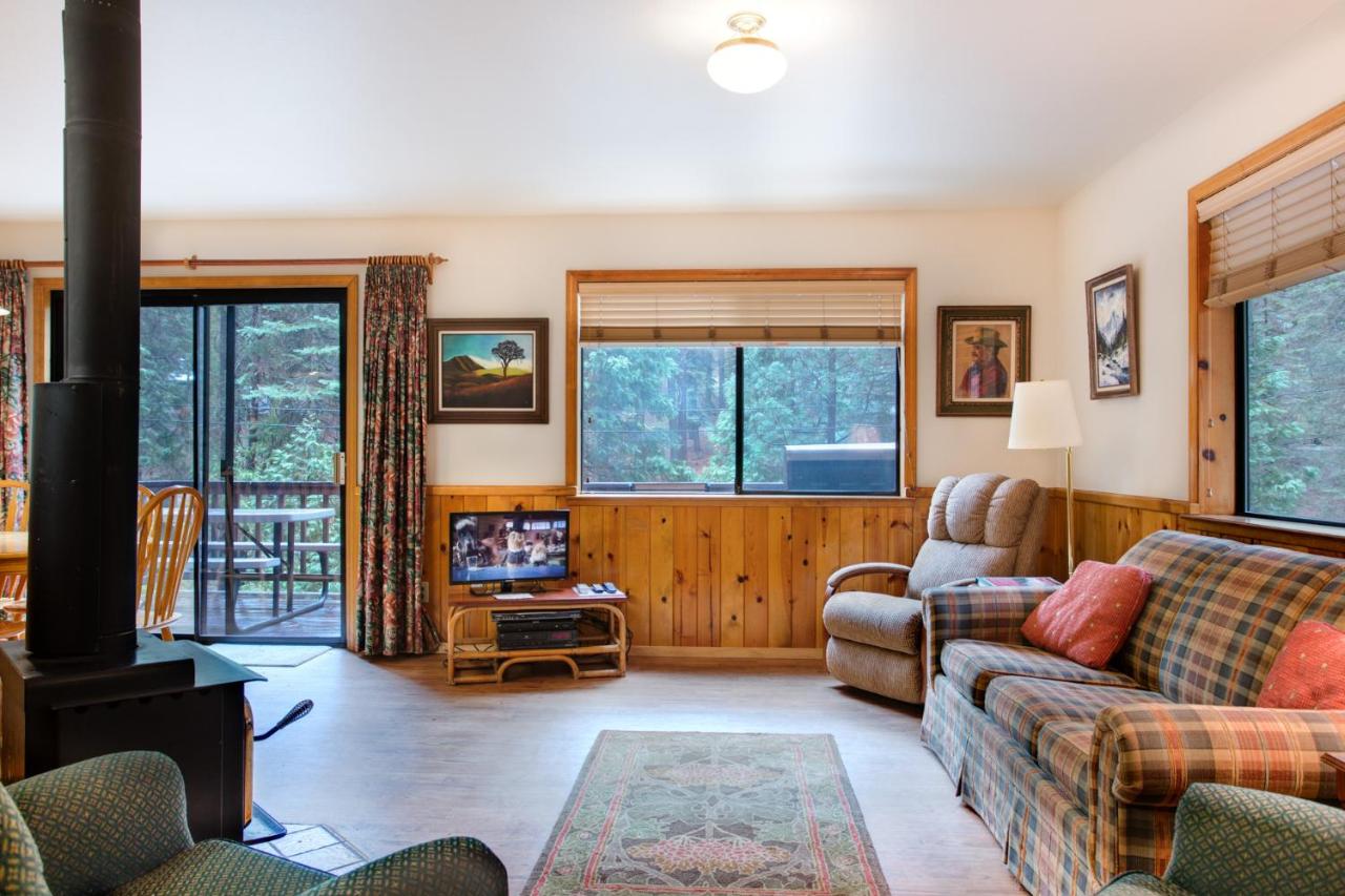 | 1S Cecils Cabin