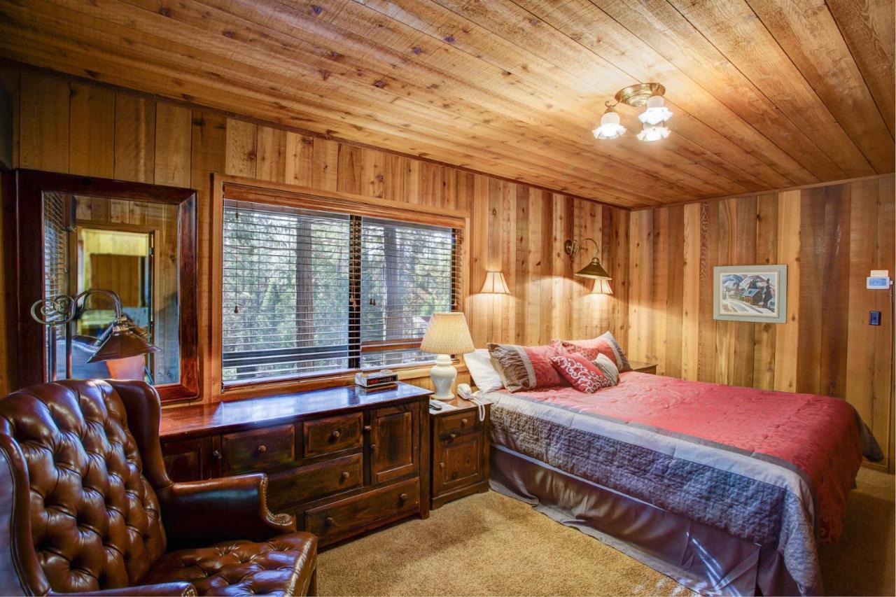 | 17B Tylers Timber Lodge