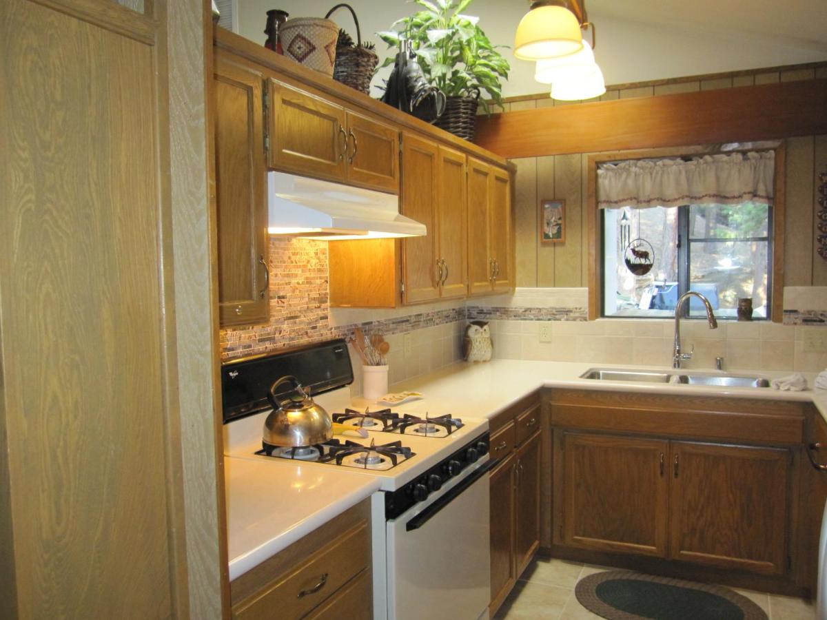 | 18A Pohono Pines