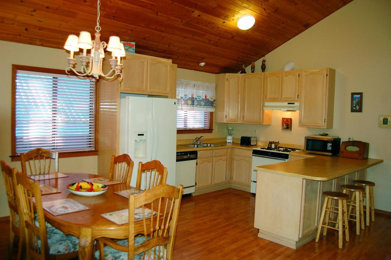 | 5N Edmond's Place