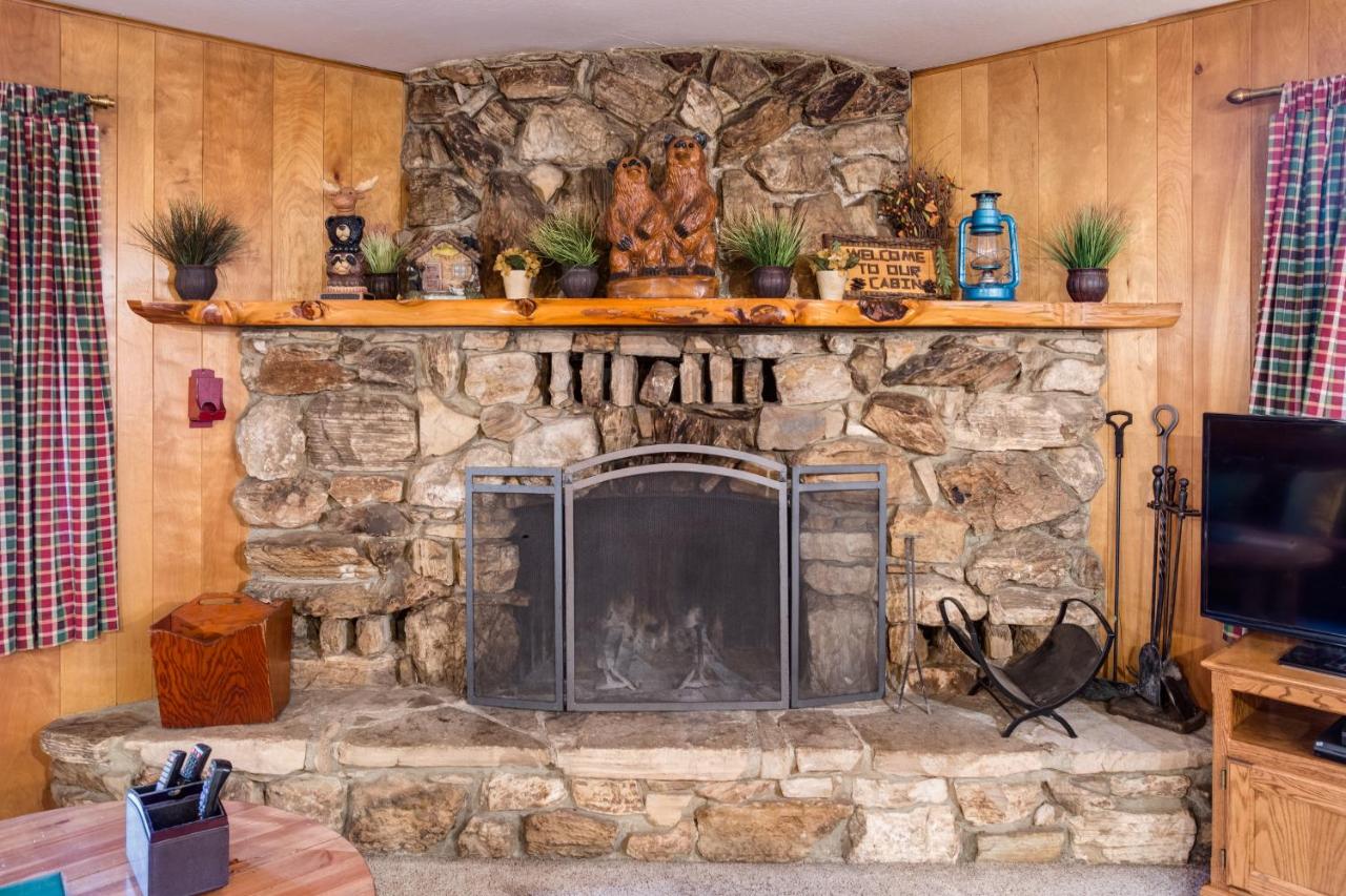 | 4 Pine Creek Cabin