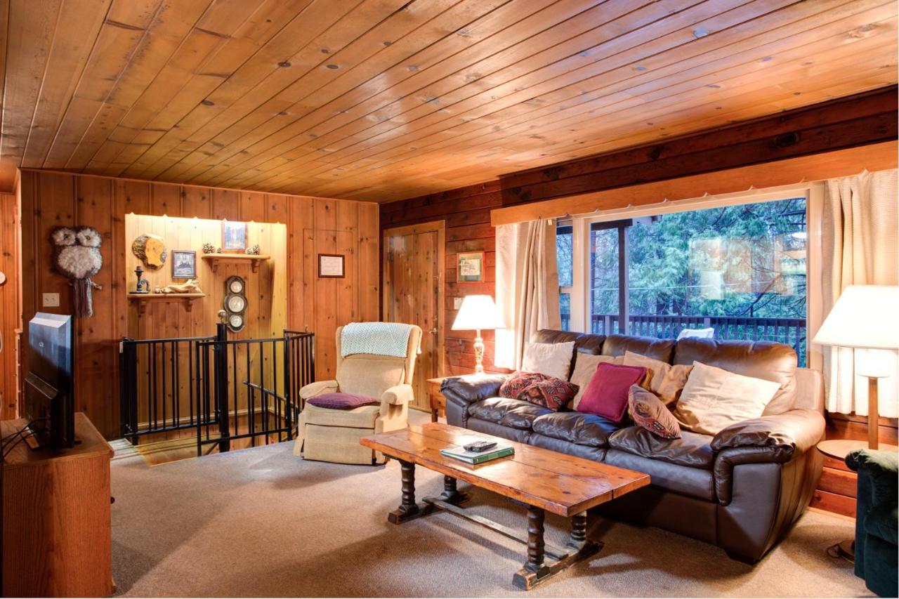 | 22B Bradleys Cabin