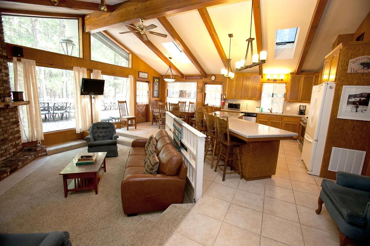 | 48R The Tree House II