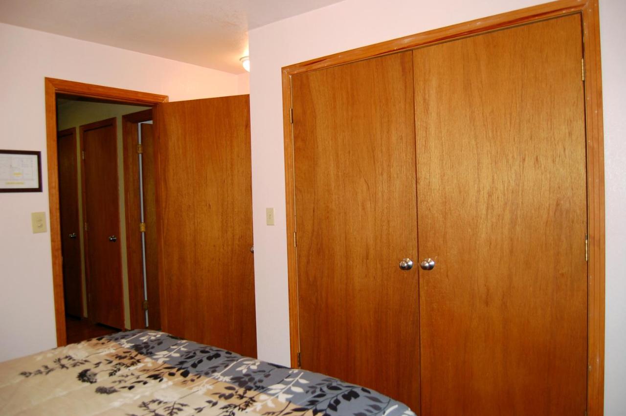| 5N Edmond's Place