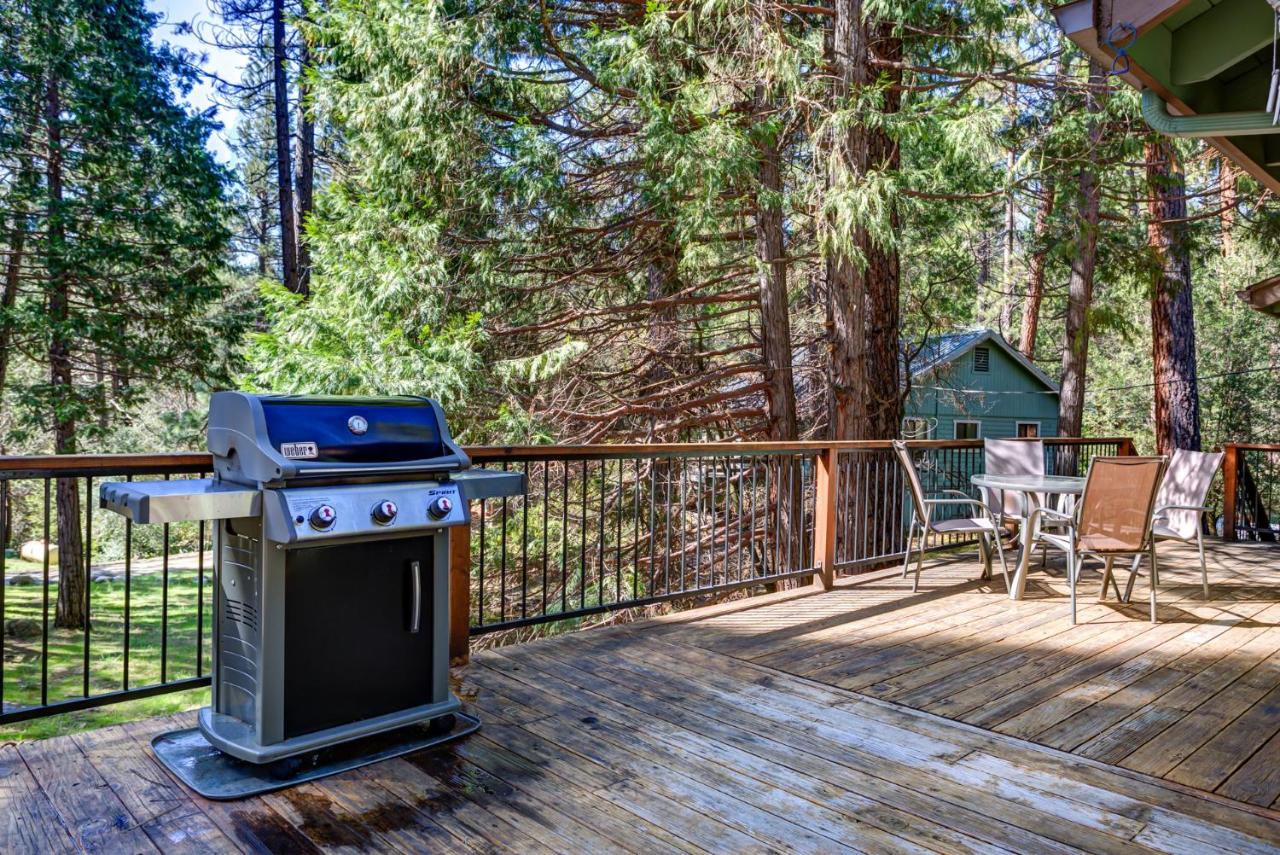 | 40 Coyles Cabin