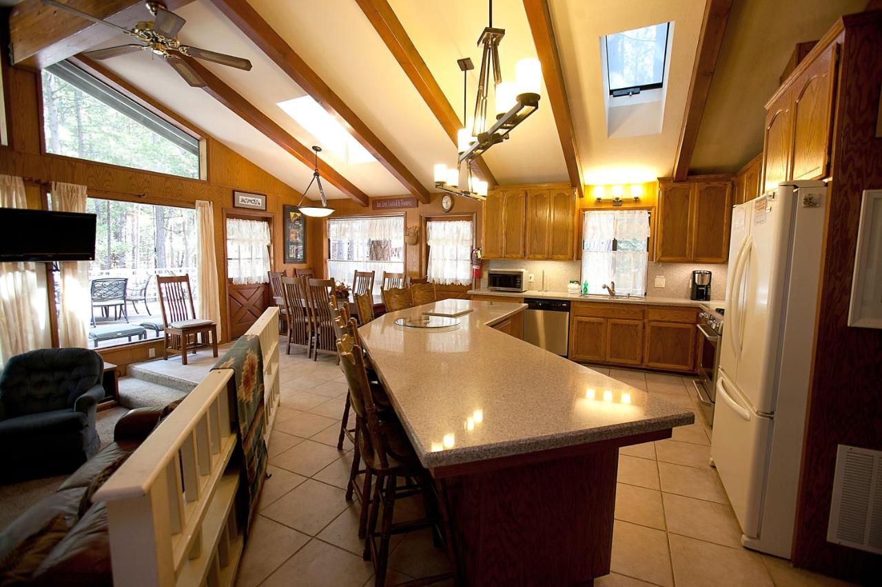 | 48R The Tree House II