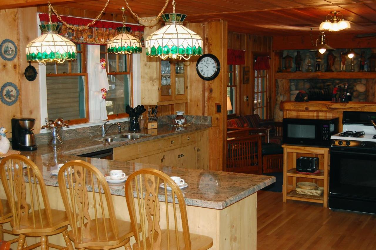 | 10N Black Oak Lodge