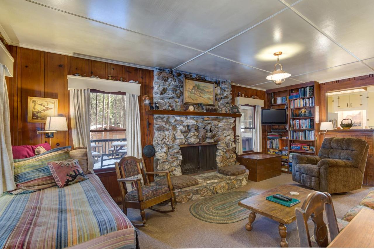 | 80 Chattertons Cottage