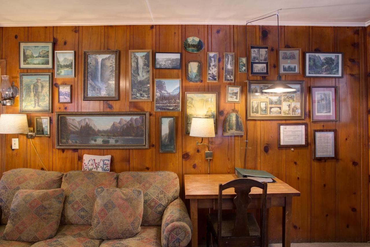 | 80 Chattertons Cottage