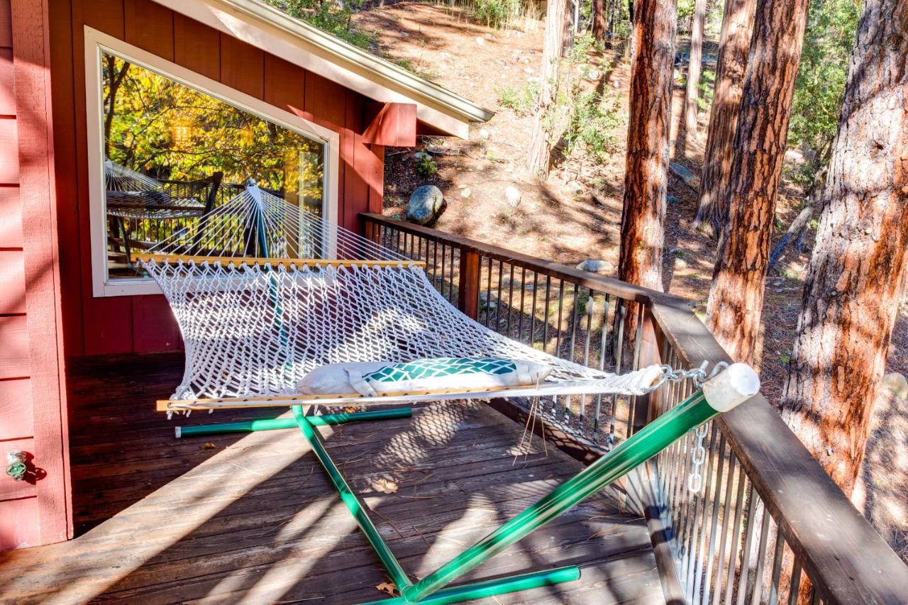 | 64 River Lodge