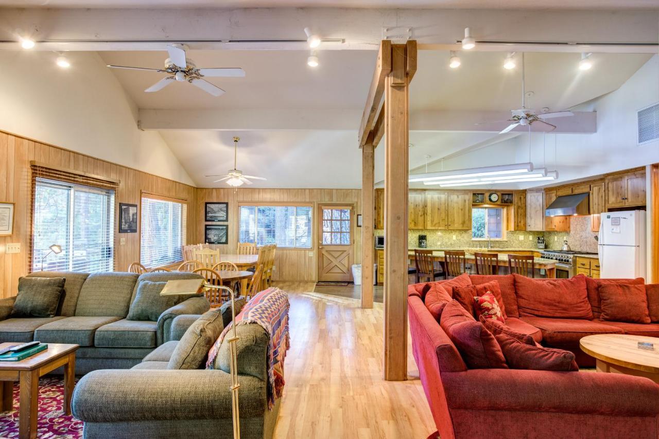 | 64 River Lodge