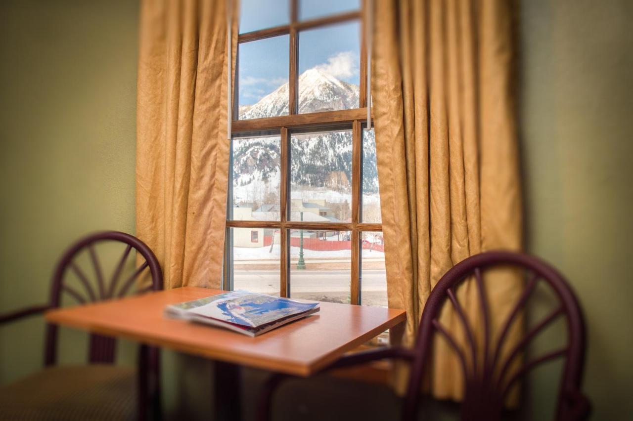 | Old Town Inn