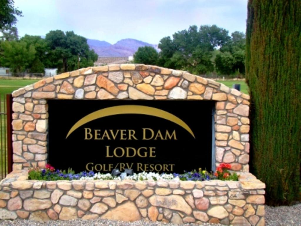| Historic Beaver Dam Lodge, Golf & RV Resort