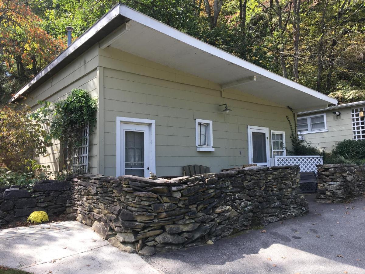 | River House Inn