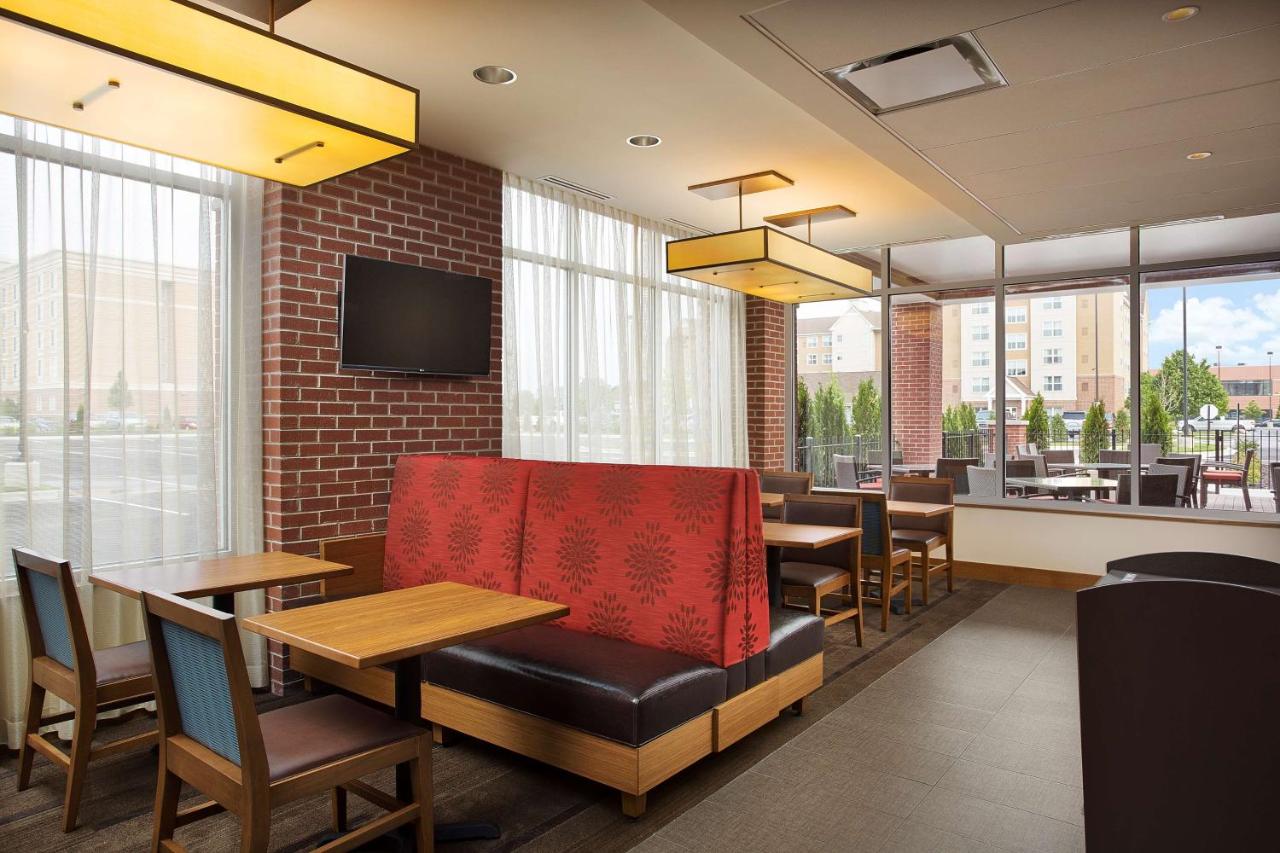  | Hyatt Place Chicago Midway Airport