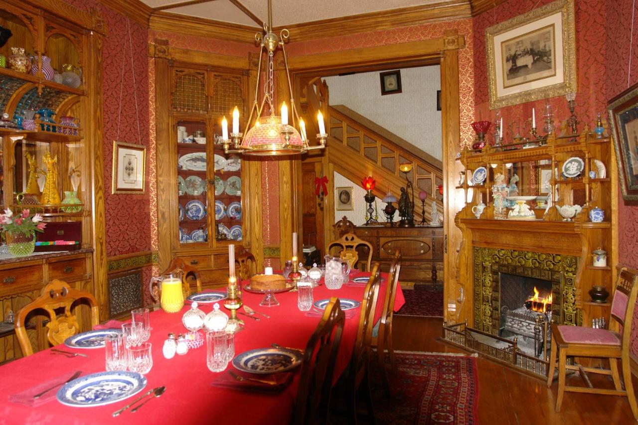 | The Richards House