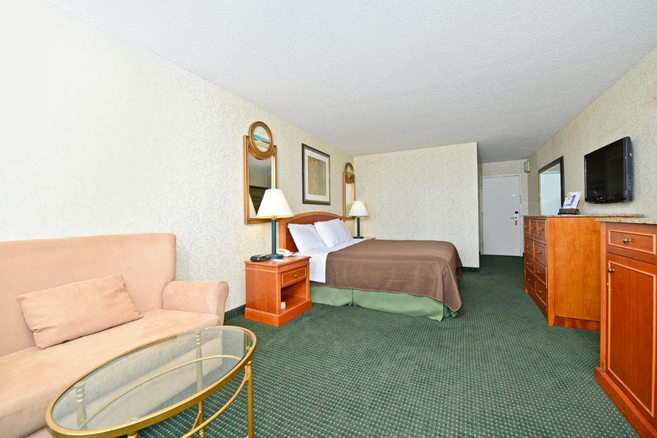 King Room - Smoking at Americas Best Value Inn Baltimore