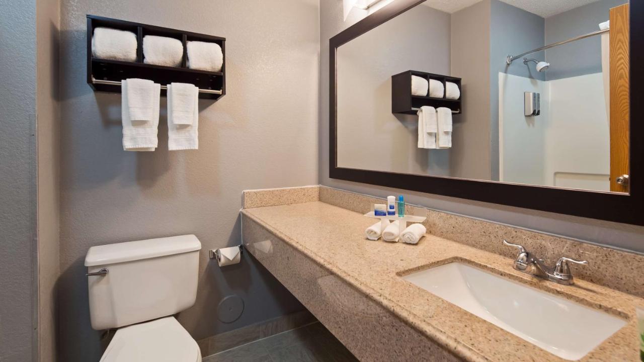  | Best Western Executive Inn- Mount Gilead