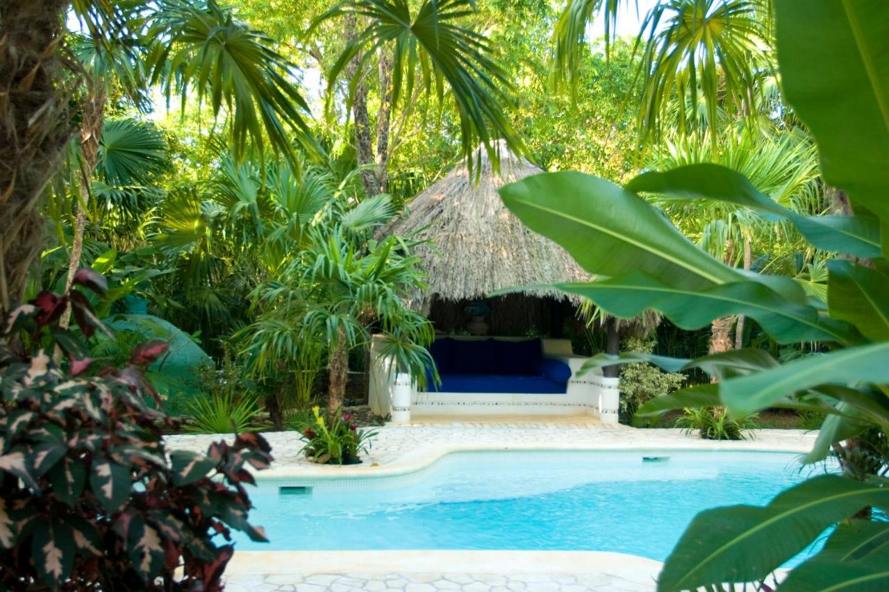 Clandestino Villa at The Caves