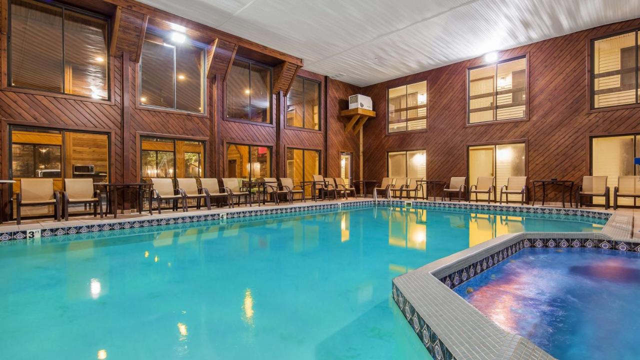 | Best Western Plus Dockside Waterfront Inn