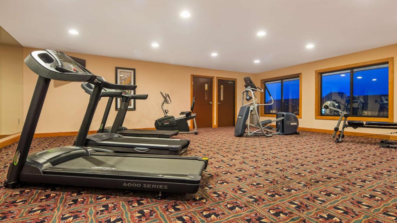 | Best Western Plus Dockside Waterfront Inn