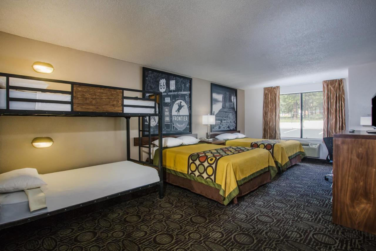 Studio Suite with Two Queen Beds and Bunk Bed - Non-Smoking at Super 8 by Wyndham Flagstaff