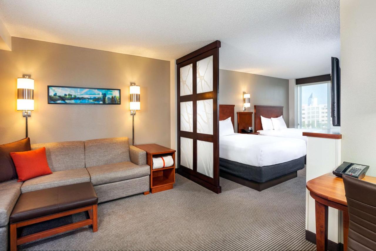 Queen Room - Disability Access at Hyatt Place Sacramento Roseville