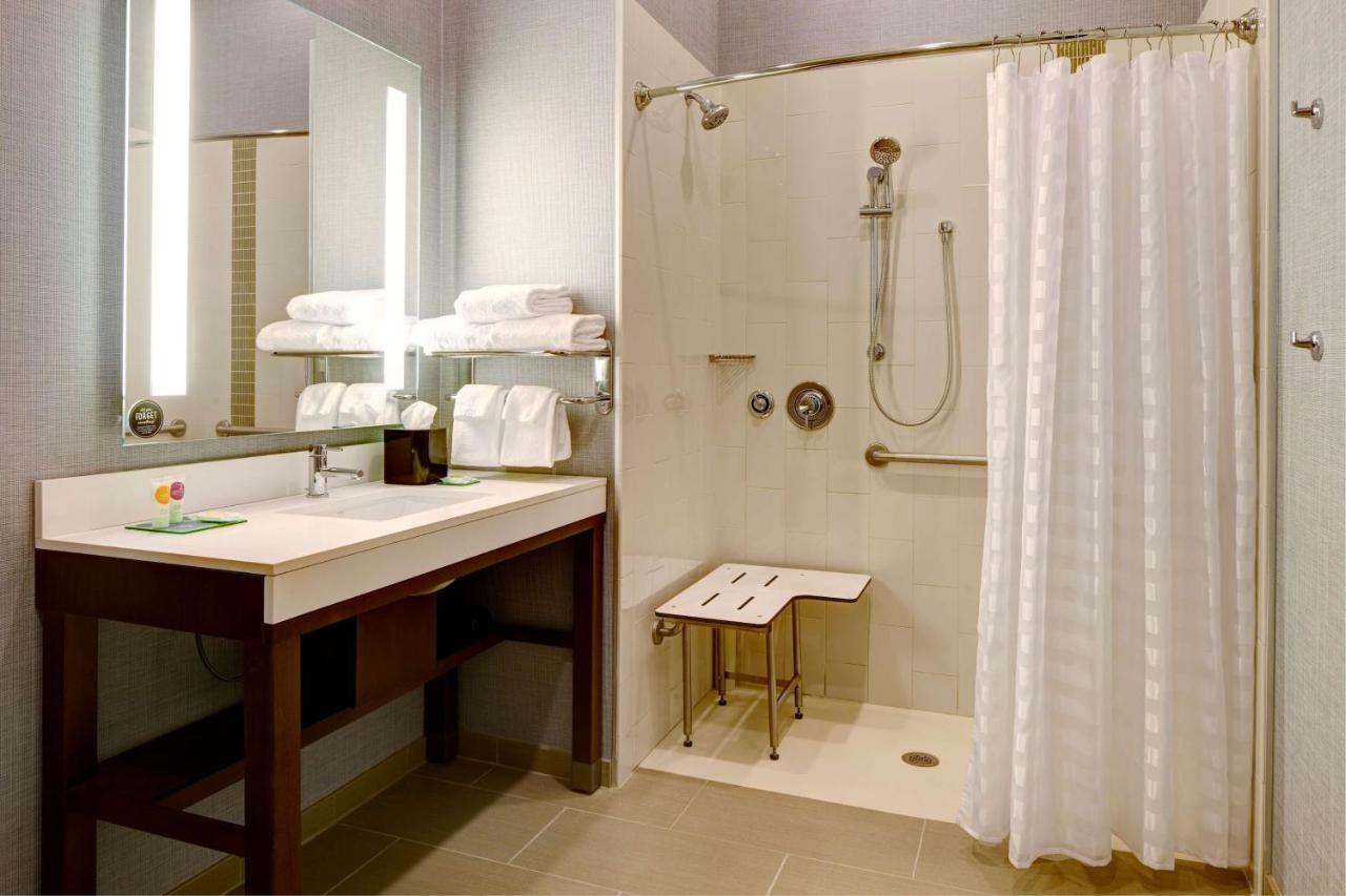 | Hyatt Place St. Paul