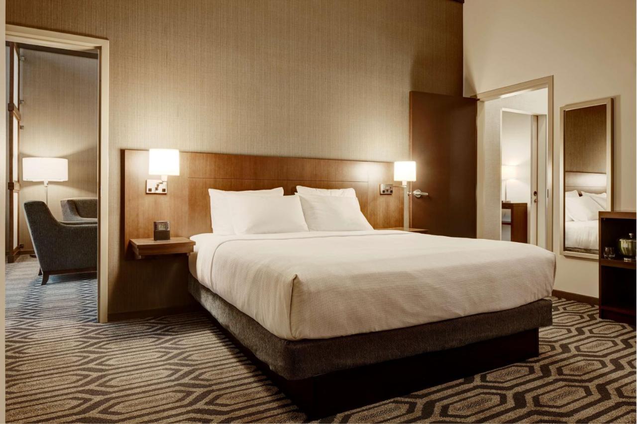 | Hyatt Place St. Paul