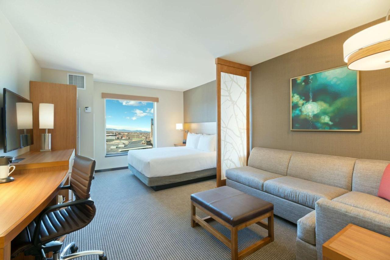 King Room with Bath Tub - Mobility Accessible at Hyatt Place Denver Downtown